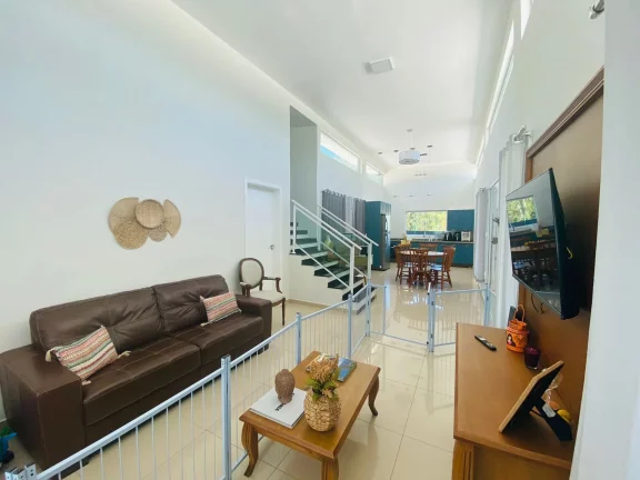 Imagem Belíssima casa a venda no Condomínio Ninho Verde I Eco Residence - Quadra/SP.