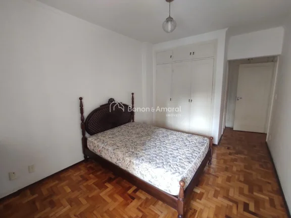 Imagem Amplo apartamento com 3 quartos, sendo 1 suíte, sala com 2 ambientes, cozinha planejada, área de s...