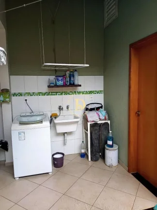 Imagem SOBRADO - JARDIM RODOLFO - 190 M² - 3 DORMITÓRIOS (1 SUITE) - SJCAMPOS