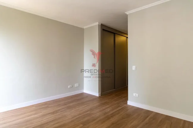 Imagem Vende-se no Morumbi, apartamento com 3 Quartos e 2 Vagas de Garagem
