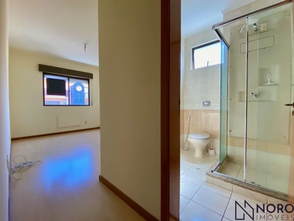 Imagem Apartamento frente 3 dormitórios com suíte e box Centro Santa Maria