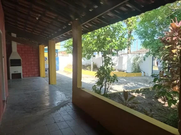 Imagem Casa para Venda em Itanhaém, Nossa Sra. do Sion, 4 dormitórios, 2 banheiros, 5 vagas
