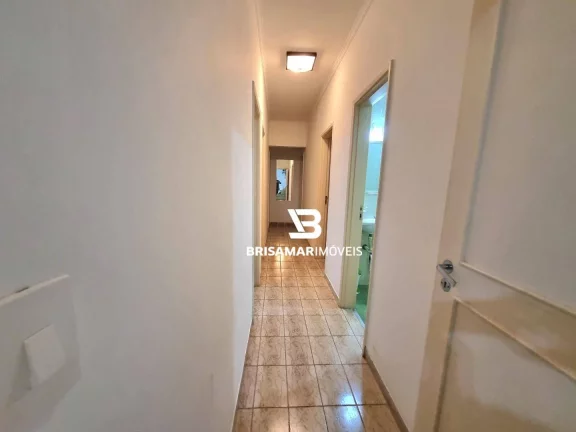 Imagem PITANGUEIRAS- UMA QUADRA DA PRAIA , LOCALIZAÇÃO ESPETACULAR , GARAGEM NO PRÉDIO .