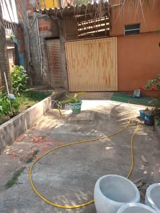 Imagem Características do Imóvel:

Área Total: 1.150 m²
Frente: 22 m
Área Construída: Aproximadamente...