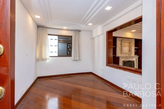 Imagem Parte plana dos Jardins - 3 Suítes - 4 Vagas - 189 m²