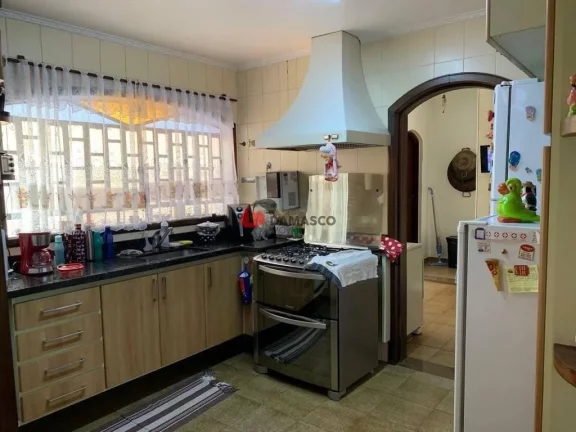 Imagem Sobrado à venda 4 Quartos, 3 Suites, 4 Vagas, 380M², Barcelona, São Caetano do Sul - SP