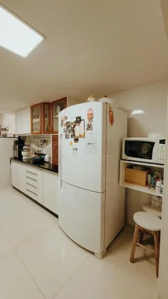 Imagem APARTAMENTO FRENTE MAR NA PRAIA DA COSTA 300m² 4 quartos 2 suítes 1 closet andar alto.