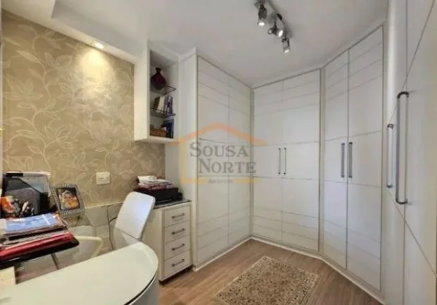 Imagem Apto 3 dormitórios, sendo 3 suítes, com armários (a Master com closet, varanda e ar condicionado)...