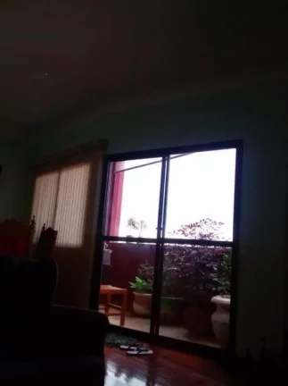 Imagem Apto com 122 m2 em. ótima localização, contendo 3 quartos com armários, sendo 1 suíte com box b...