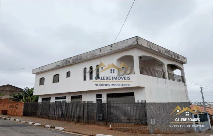 Imagem Sobrado com 2 dormitórios à venda, 292 m² por R$ 580.000,00 - Vila Bandeirantes - Tatuí/SP