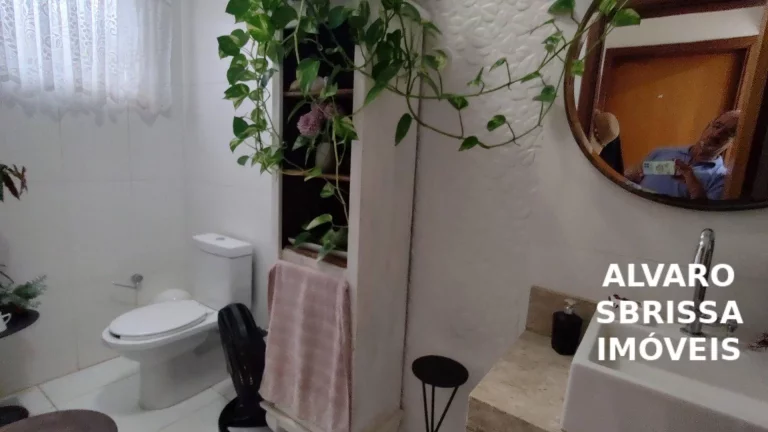 Imagem Casa com 3 suítes e todos documentos prontos para financiamento, estuda permutas e com sitio ou chácara ac1000m2ac325m2. Faça propostas