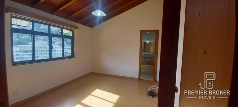 Imagem Cobertura à venda, 310 m² por R$ 1.600.000,00 - Várzea - Teresópolis/RJ