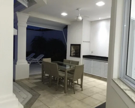 Imagem Imperdível oportunidade de casa para venda ou locação em Guarujá-SP, no Balneário Praia do Pernambuco: 4 quartos, 4 suítes, 2 salas, 4 banheiros, 2 vagas de garagem, 300m². Aproveite!