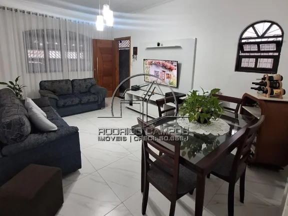 Imagem Maravilhosa Casa Geminada à Venda na Vila Voturua - 2 Quartos, 2 Vagas