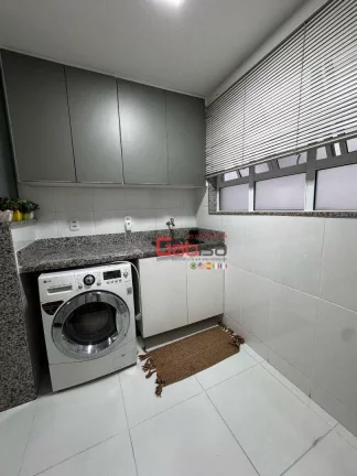Imagem Apartamento com 2 dormitórios à venda, 92 m² por R$ 650.000,00 - Braga - Cabo Frio/RJ