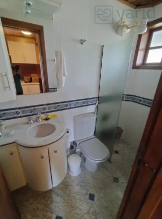 Imagem Imóvel de luxo no Condomínio Bosque de Grevílea em Vinhedo-SP: 3 quartos, 2 suítes, 3 salas, 3 banheiros, 4 vagas, 245m².