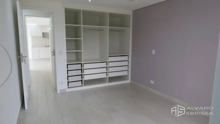 Imagem Apartamento novo com 3 dormitórios sendo uma suíte, com sacada, todos com ar condicionado, repleto de armários. 84m2 - vejas as fotos do condominio