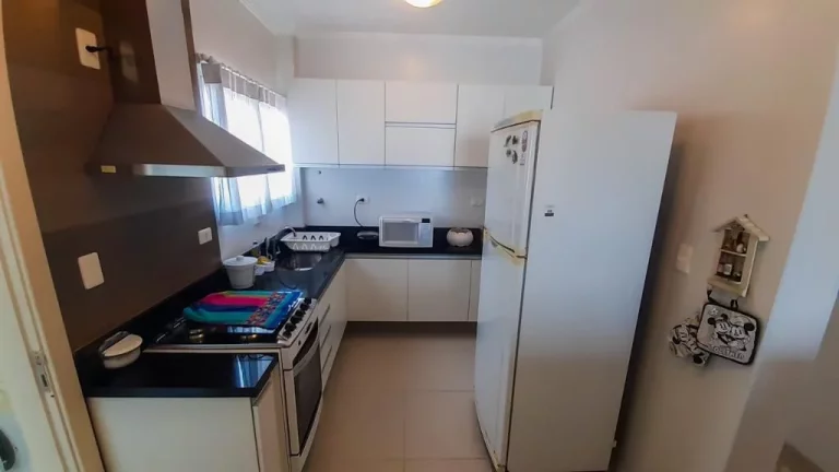 Imagem Apartamento com 3 dormitórios à venda, 90 m² - Pitangueiras - Guarujá/SP