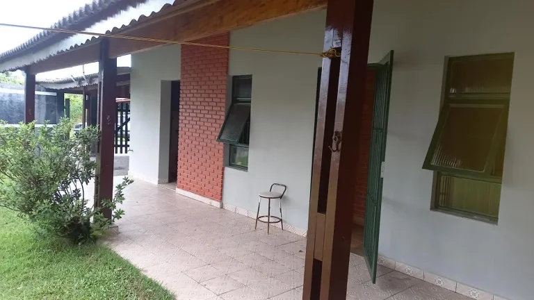 Imagem Casa para Venda em Itanhaém, Jardim Regina, 3 dormitórios, 1 suíte, 2 banheiros, 4 vagas