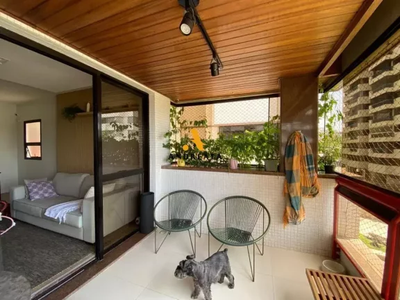Imagem Barra da Tijuca - Alfa Barra - Vendo maravilhoso apto de 3qts - 1 suite - Totalmente reformado- R$1.500.000