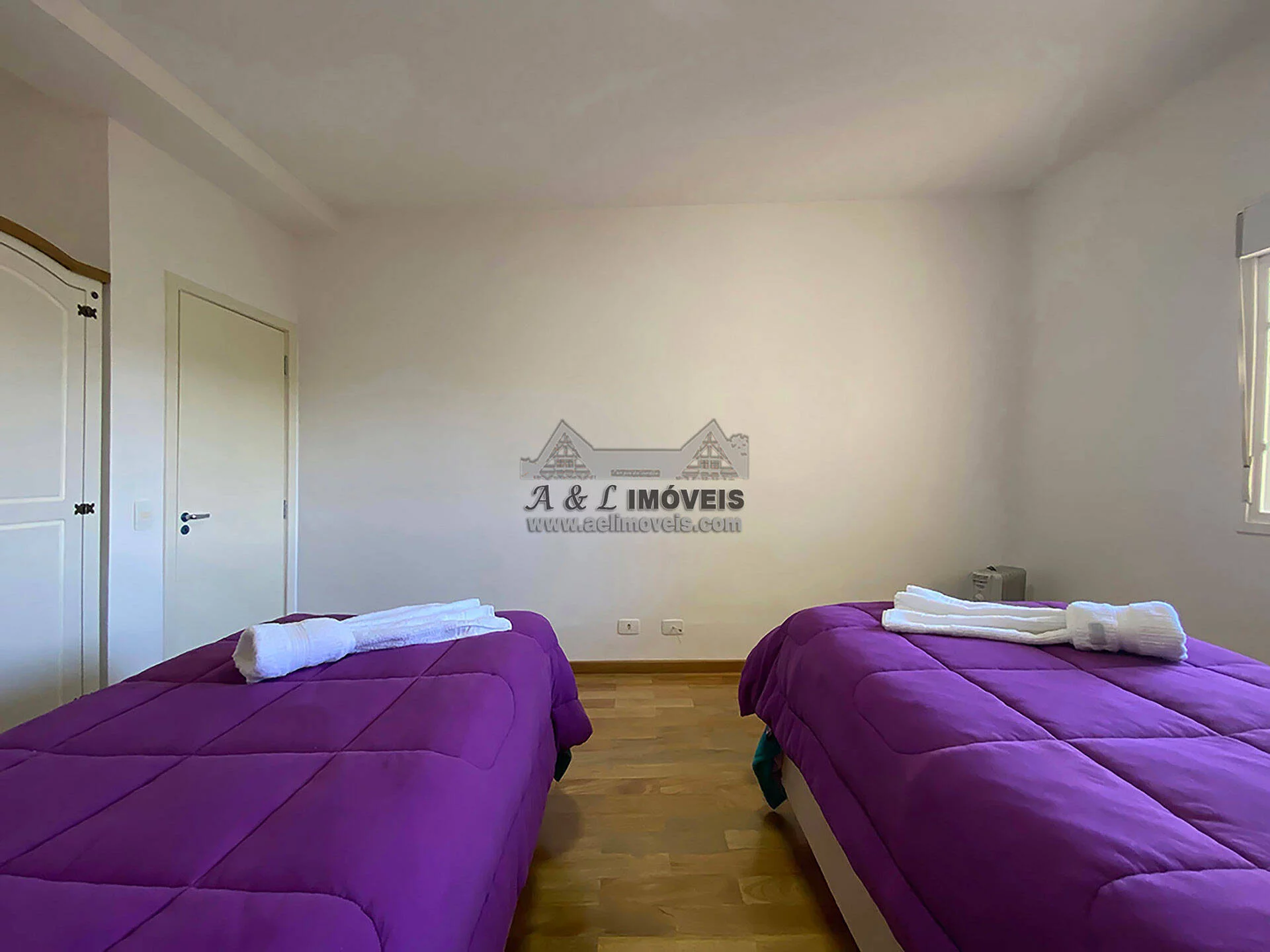 Imagem Apartamento à venda em Campos do Jordão - Com vista panorâmica