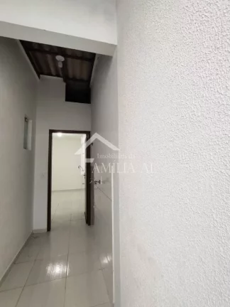 Imagem Geminado Planta Baixa no bairro Espinheiros com 4 m de Abertura