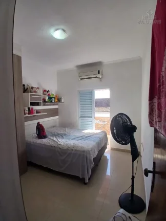 Imagem MARAVILHOSA SOBRADO INDIVIDUAL, TUDE BASTO – PRAIA GRANDE, - Apenas R$325.000,00