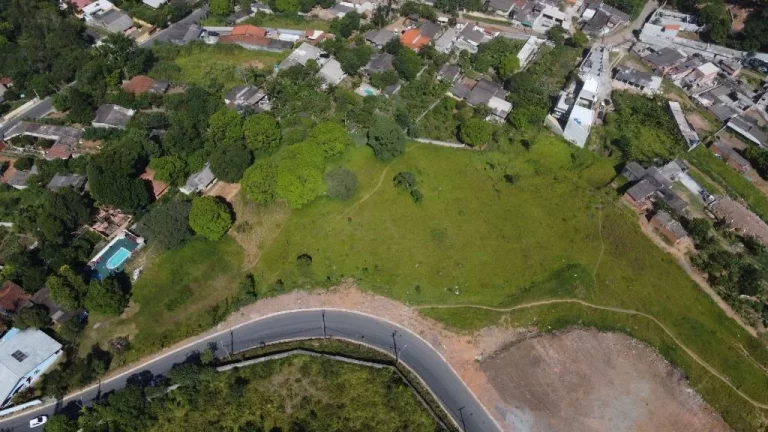Imagem Terreno à venda, 1244 m² por R$ 300.000,00 - Recreio Sertãozinho - Suzano/SP