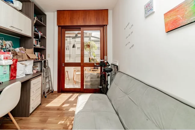 Imagem Apartamento à venda em Porto Alegre, Menino Deus, com 2 quartos, 64,86m2