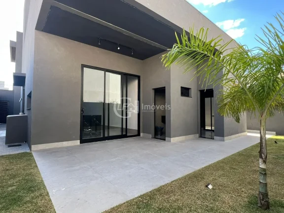 Imagem Imperdível oportunidade! Casa à venda em Alphaville Campo Grande-MS com 3 quartos, 3 suítes, 3 salas e 330m². Confira!
