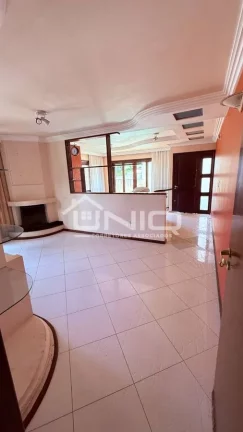 Imagem Casa Suite Master + 1 Suite + 4 Quartos - Bairro Bancarios