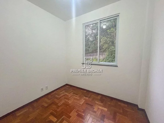 Imagem Apartamento com 2 dormitórios à venda, 42 m² por R$ 240.000,00 - Alto - Teresópolis/RJ