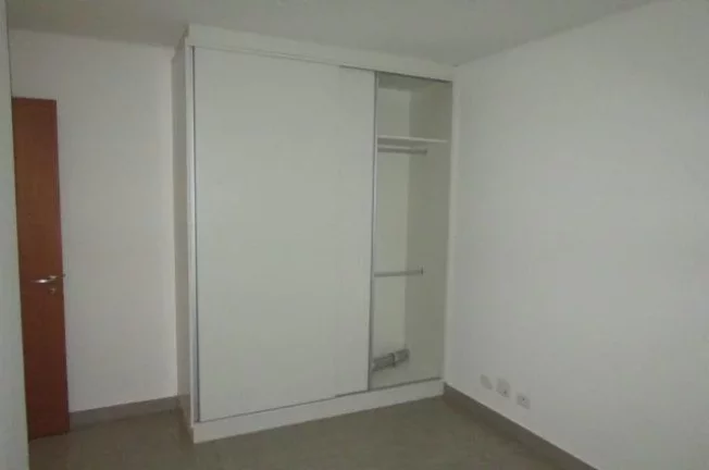Imagem Apartamento - Área Útil: 109 m² , com 03 dormitórios, sendo 01 suíte, todos com armário embuti...