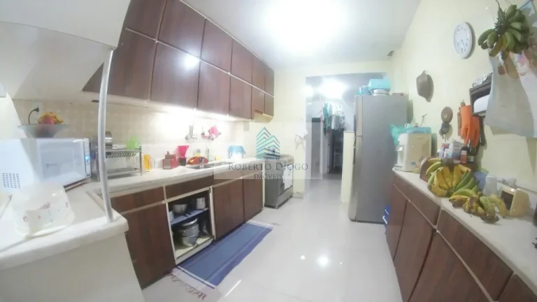 Imagem Apartamento de Luxo à Venda no Ingá, Niterói-RJ: 4 Quartos, 1 Suíte, 1 Sala, 3 Banheiros, 1 Vaga de Garagem, 157m² de Área