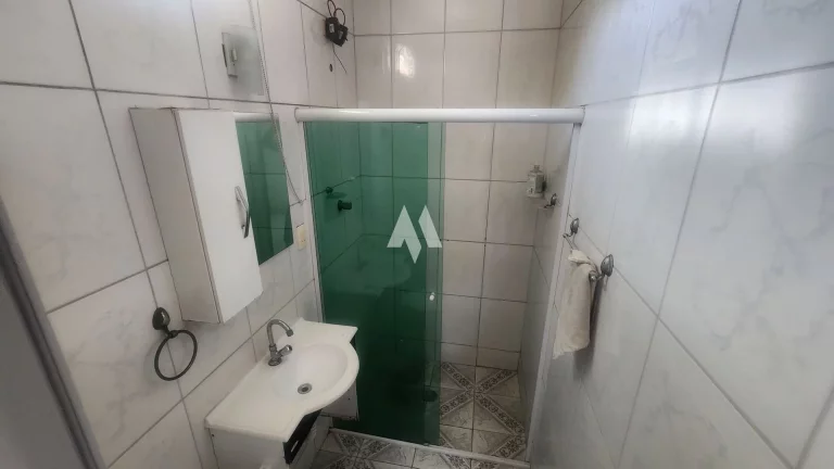 Imagem Casa em Encruzilhada, 3 dormitórios, 2 suítes, 5 vags, Santos/SP