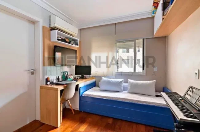 Imagem Apartamento de alto padrão para locação na Indianópolis, São Paulo-SP: 3 quartos, 3 suítes, 3 salas, 4 banheiros, 2 vagas e 164m².