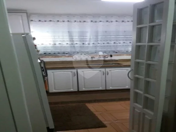 Imagem Casa à venda com 3 quartos, sendo 1 suíte, no condomínio Alameda do Eucaliptos, São Paulo - SP