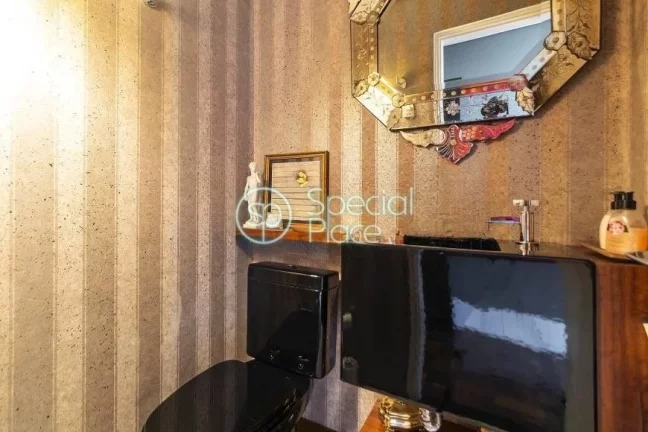 Imagem Excelente apartamento com 175m² no Jardim América. Amplo living para dois ambientes e varanda espa...