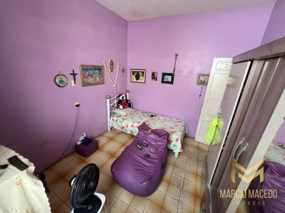 Imagem Casa com 6 dormitórios à venda, 250 m² por R$ 550.000,00 - Monte Castelo - Fortaleza/CE