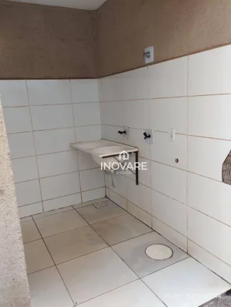 Imagem Casa com 2 dormitórios à venda por R$ 185.000,00 - Jardim Europa - Itumbiara/GO