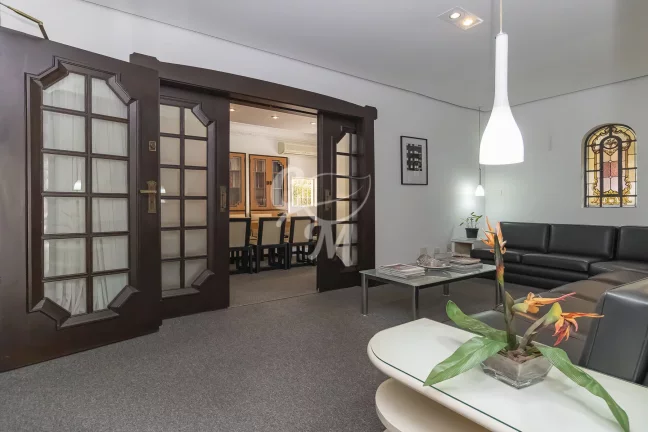 Sobrado Comercial na Av Pacaembu