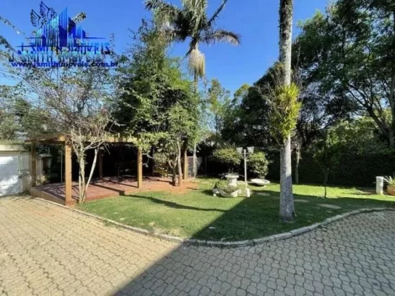 Imagem Linda casa no Miolo Granja. 5 suítes, piscina, gourmet, quadra tênis!
