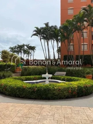 Imagem Apartamento com 3 quartos reformado e mobiliado em andar alto no condomínio Villaggio di Roma na Ch...