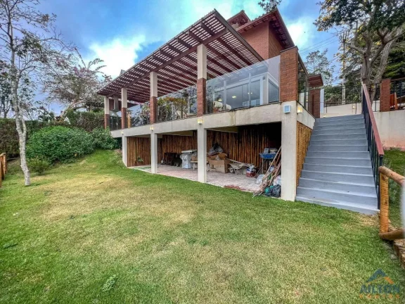 Imagem Casa Alto Padrão com 6 Suítes à Venda em Pedra Azul/ES