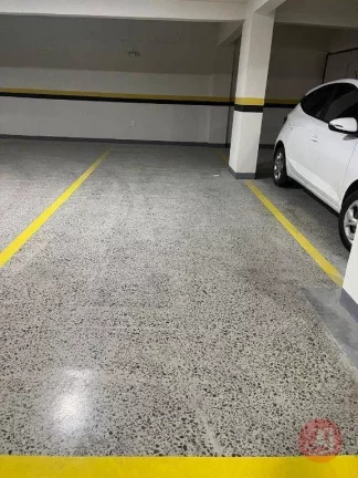 Imagem Na praia de Itapema/SC. 2 dormitórios. suíte, sacada, vaga e infraestrutura.