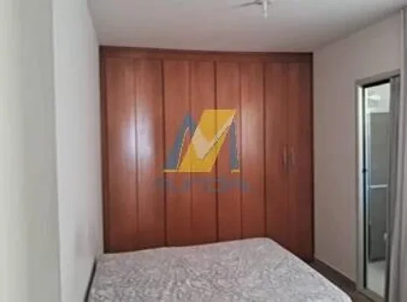 Imagem Sobrado com 3 Dormitórios, Suíte e 2 Vagas - Excelente Oportunidade