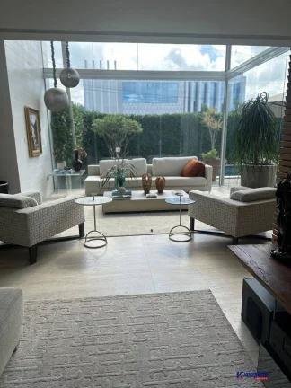 Imagem VENDO CASA DE ALTO PADRÃO - SIM