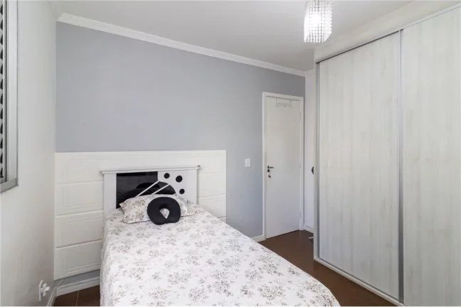 Imagem Apartamento com 3 dormitórios, 60m², com sacada - condomínio com piscina - Jaraguá/SP