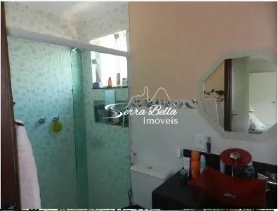 Imagem Casa com 4 dormitórios à venda, 178 m² por R$ 790.000,00 - Vargem Grande - Teresópolis/RJ