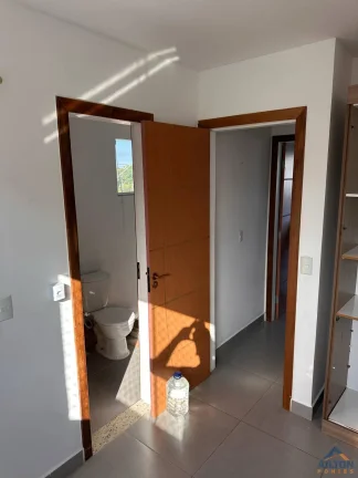 Imagem Casa Duplex com 2 Suítes à Venda no Bairro Praia de Santa Mônica